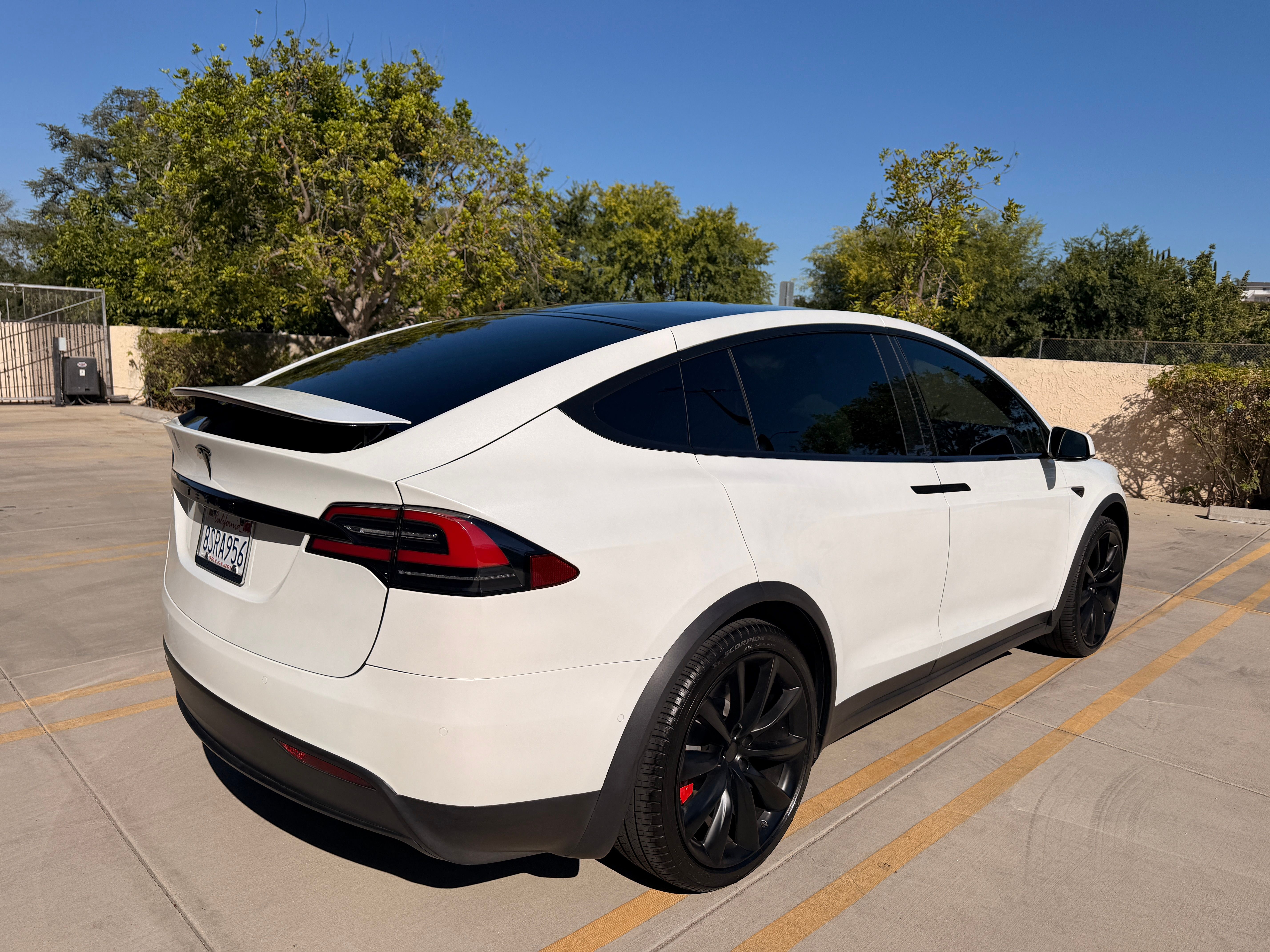 Used 2020 Tesla Model X Performance AWD/4WD image 23