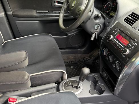 Used 2011 Suzuki SX4 Premium AWD/4WD image 20