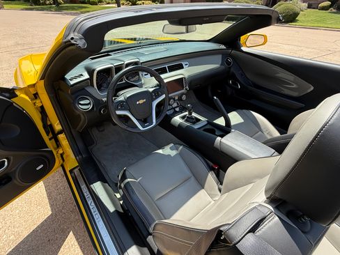 Used 2013 Chevrolet Camaro SS w/ RS Package RWD image 21