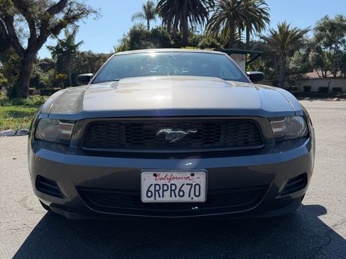Used 2011 Ford Mustang Premium w/ 201A Rapid Spec Order Code RWD image 11