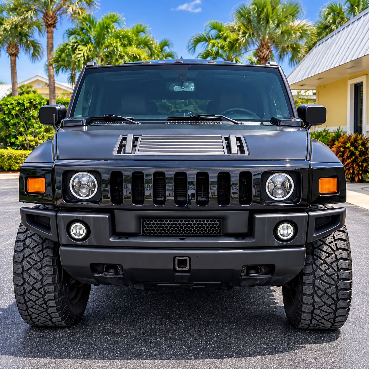 Used 2005 HUMMER H2 w/ Preferred Equipment Group AWD/4WD image 1