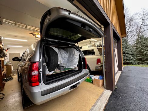 Used 2011 Chevrolet Tahoe LT w/ Luxury Package image 28