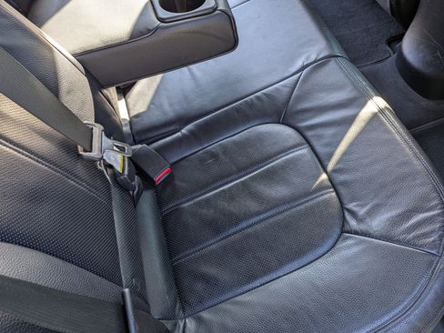 Used 2011 Hyundai Tucson Limited w/ Premium Pkg 3 image 29