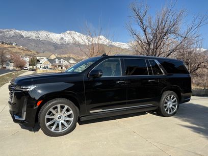 Used 2022 Cadillac Escalade ESV Premium Luxury Platinum