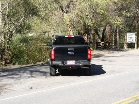 Used 2022 Ford Ranger Lariat w/ Tremor Off-Road Package AWD/4WD image 5