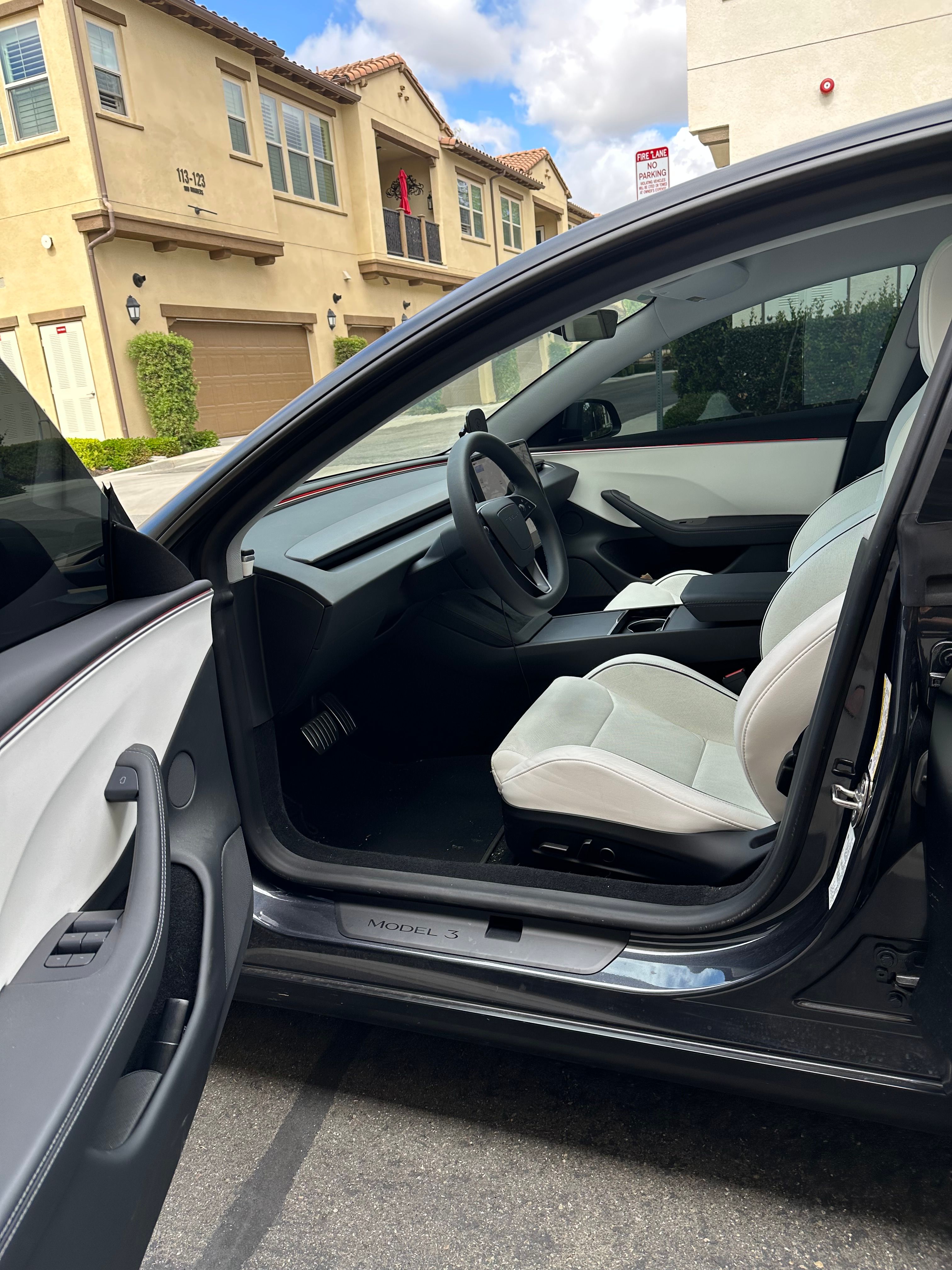 Used 2024 Tesla Model 3 Performance AWD/4WD image 13