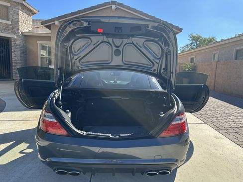 Used 2014 Mercedes-Benz SLK 55 AMG image 5