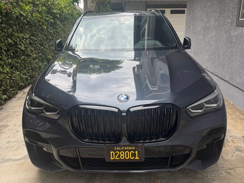 Used 2022 BMW X5 sDrive40i w/ M Sport Package RWD image 4