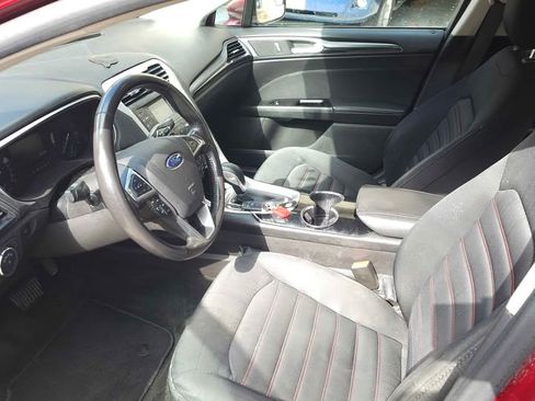 Used 2015 Ford Fusion SE w/ Equipment Group 201A image 9