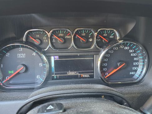 Used 2018 GMC Yukon XL SLT w/ Open Road Package image 13