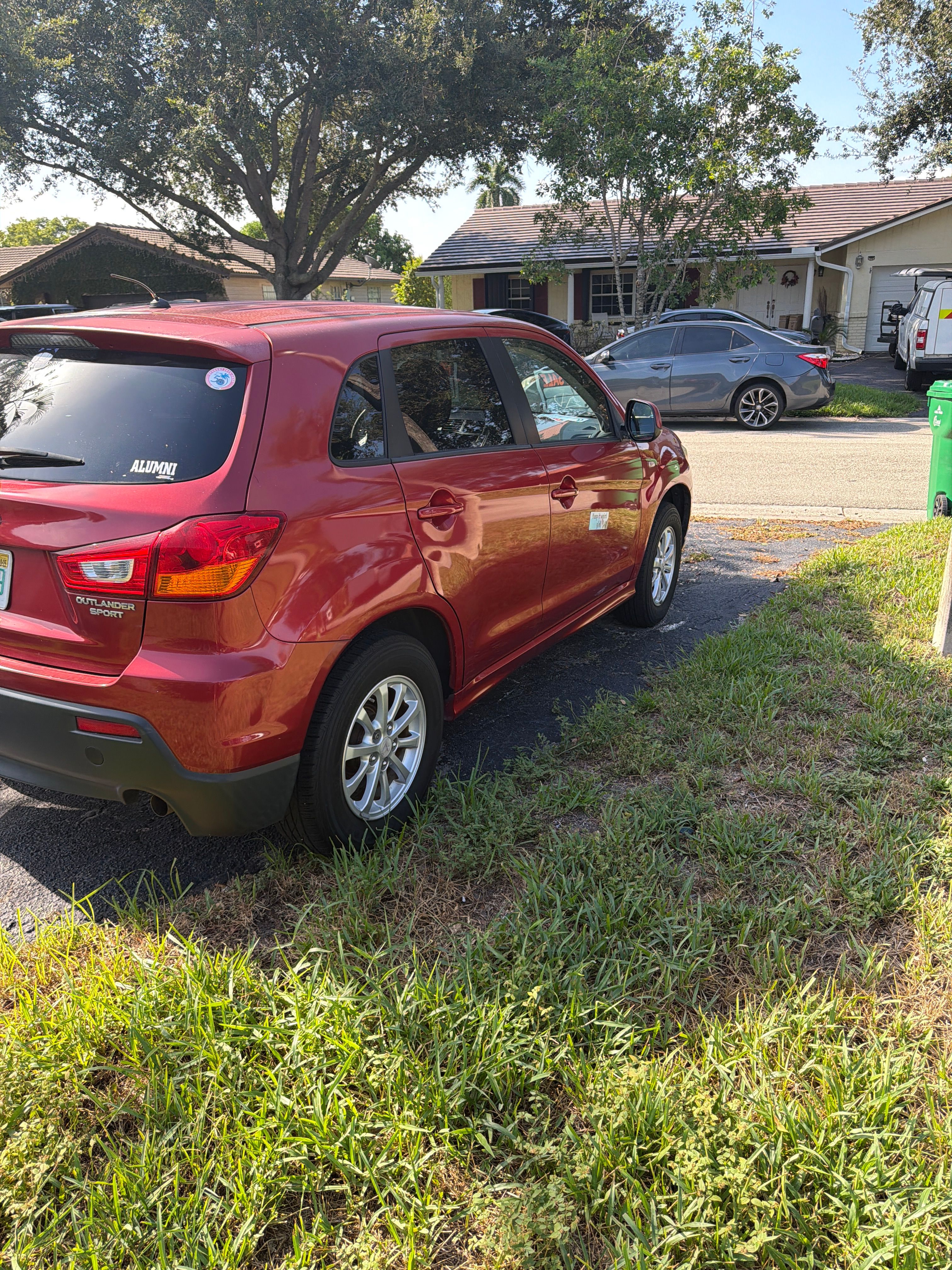 Used 2012 Mitsubishi Outlander Sport ES FWD image 5