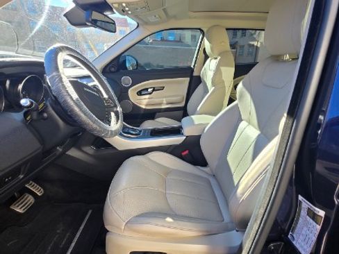 Used 2019 Land Rover Range Rover Evoque HSE Dynamic image 14