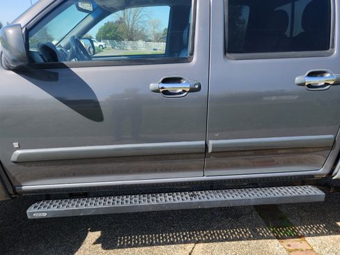 Used 2009 Chevrolet Colorado LT w/ LT Preferred Equipment Group image 8