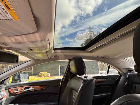 Used 2015 Mercedes-Benz CLS 400 4MATIC image 11