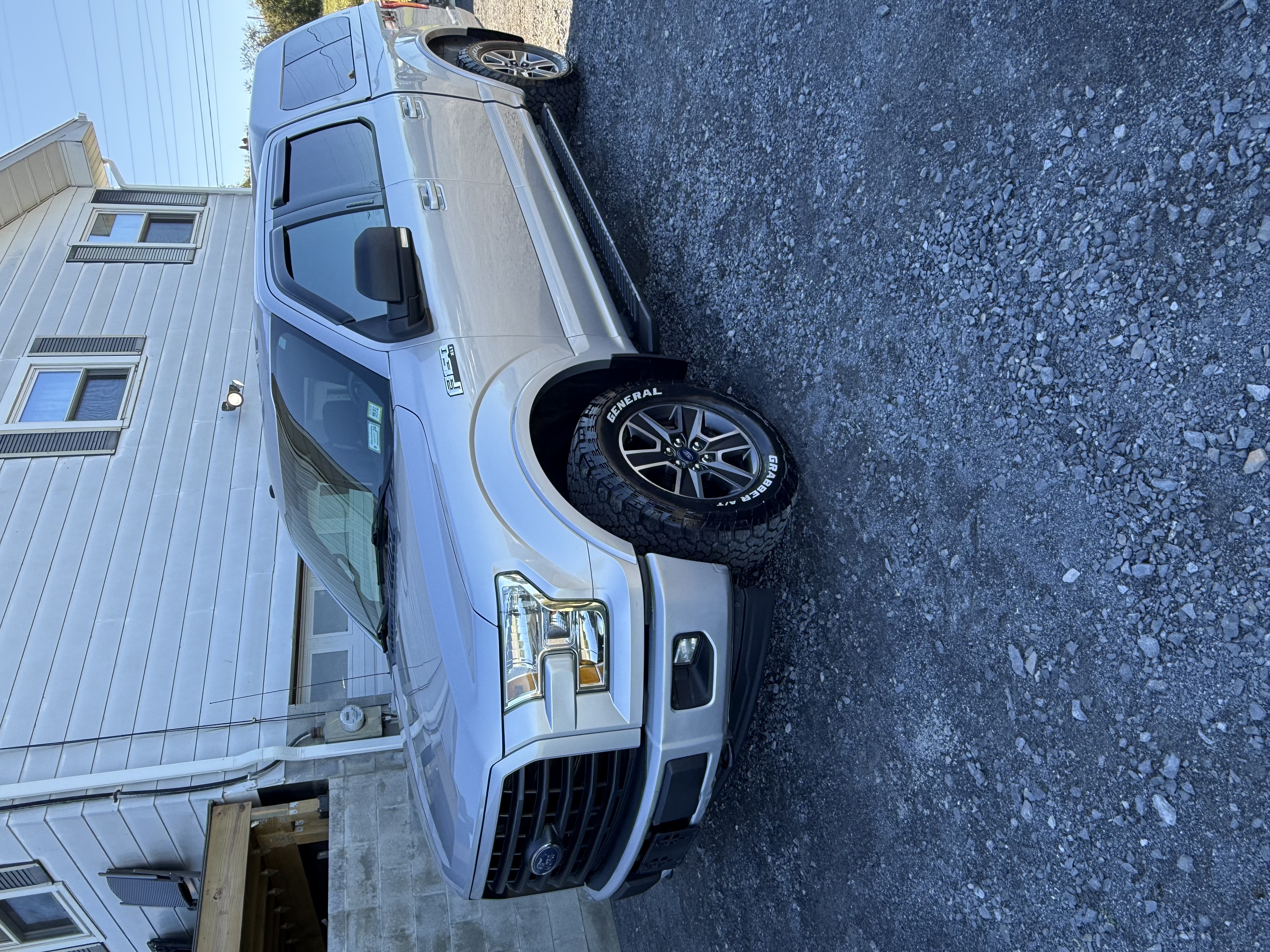 Used 2017 Ford F150 XLT w/ Equipment Group 302A Luxury AWD/4WD image 2