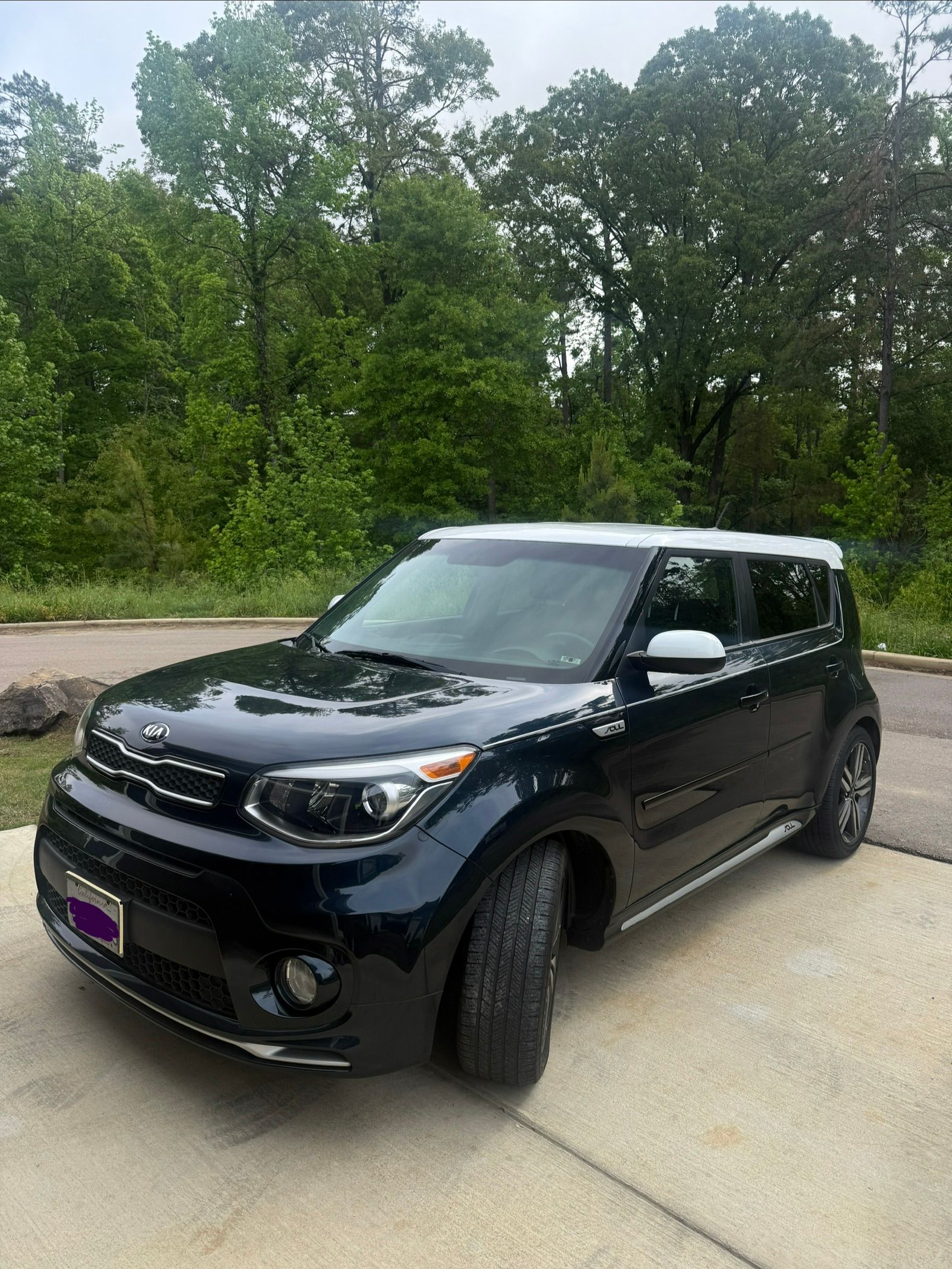 Used 2018 Kia Soul + FWD image 8
