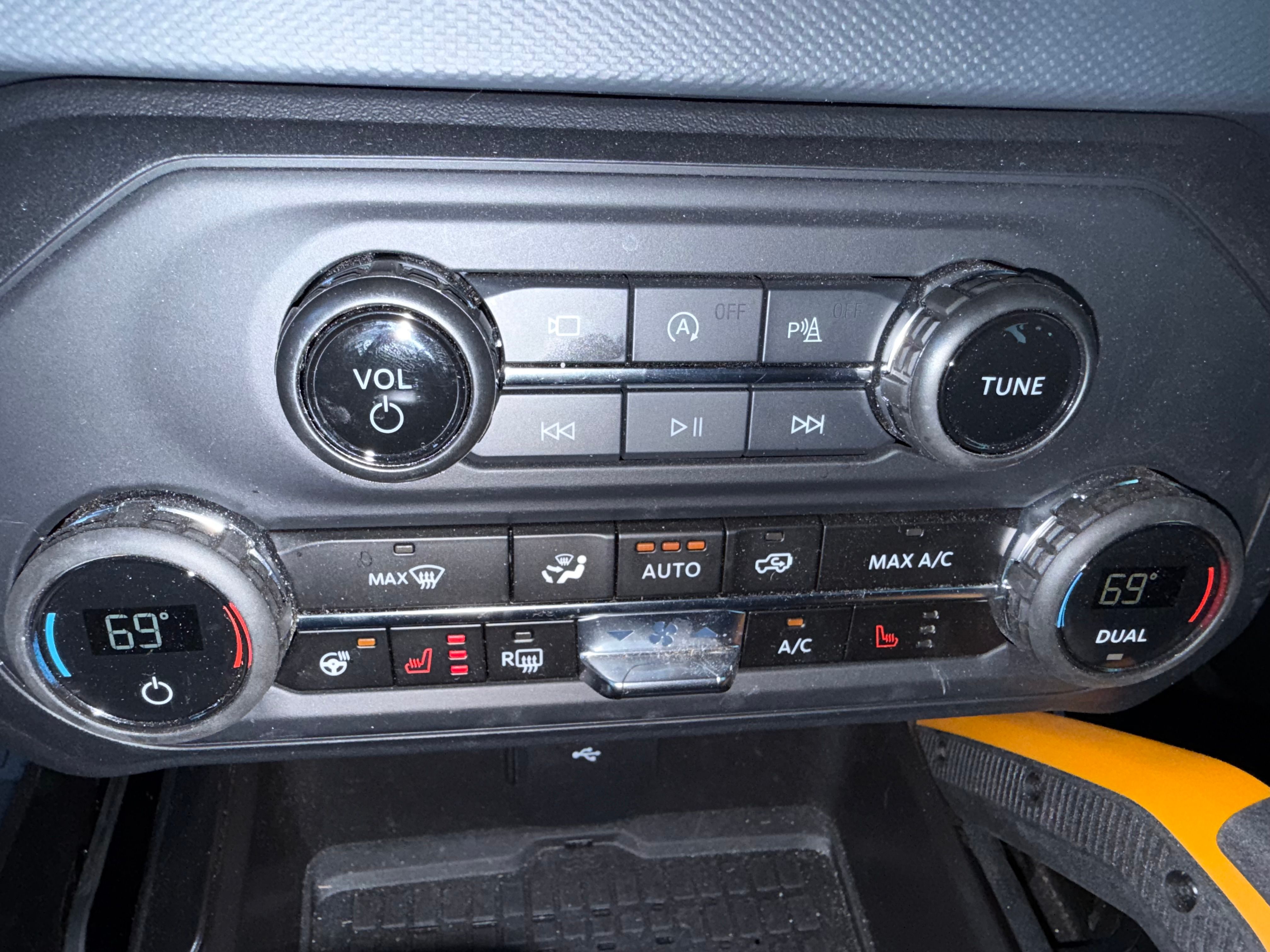 Used 2024 Ford Bronco Badlands AWD/4WD image 15