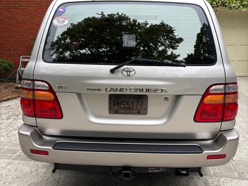 Used 2000 Toyota Land Cruiser AWD/4WD image 4