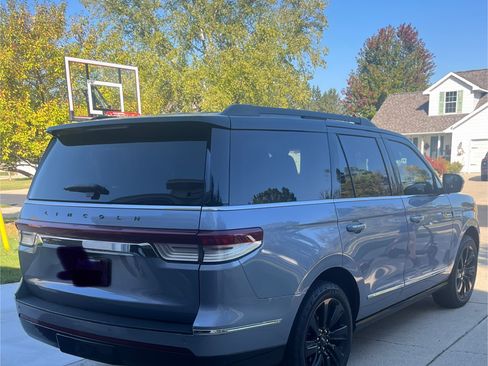 Used 2022 Lincoln Navigator Black Label image 8