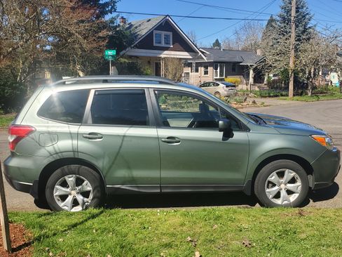Used 2016 Subaru Forester 2.5i Premium w/ Protection Package #1 image 10