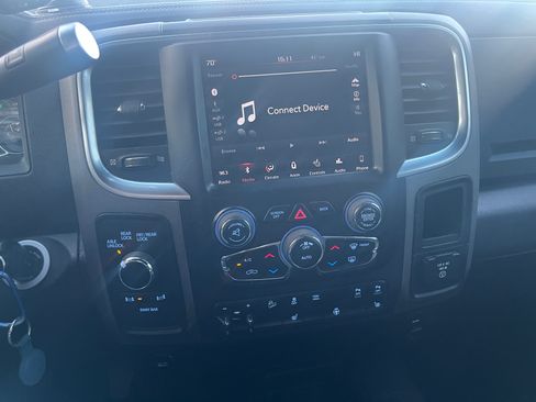 Used 2018 RAM 2500 Power Wagon w/ Luxury Group image 11