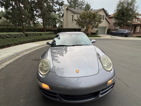 Used 2005 Porsche 911 Carrera image 10