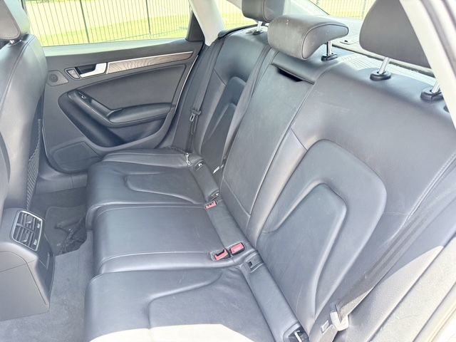 Used 2015 Audi A4 2.0T Premium w/ Audi MMI Navigation FWD image 11