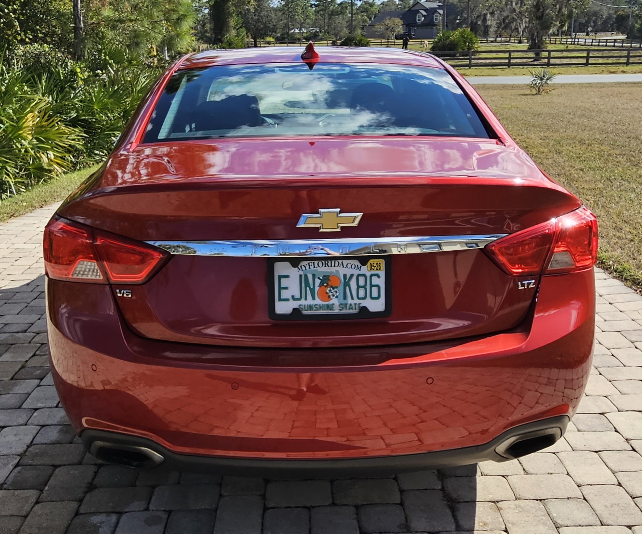 Used 2015 Chevrolet Impala LTZ FWD image 8