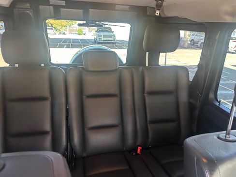 Used 2018 Mercedes-Benz G 550 image 18