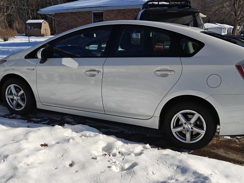 Used 2010 Toyota Prius Two image 4