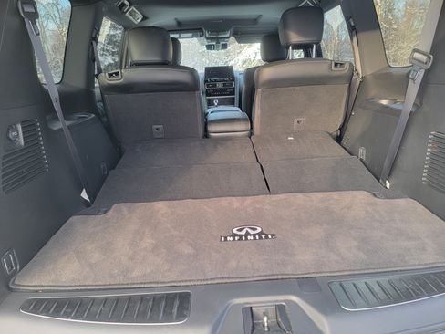 Used 2024 INFINITI QX80 Sensory image 17
