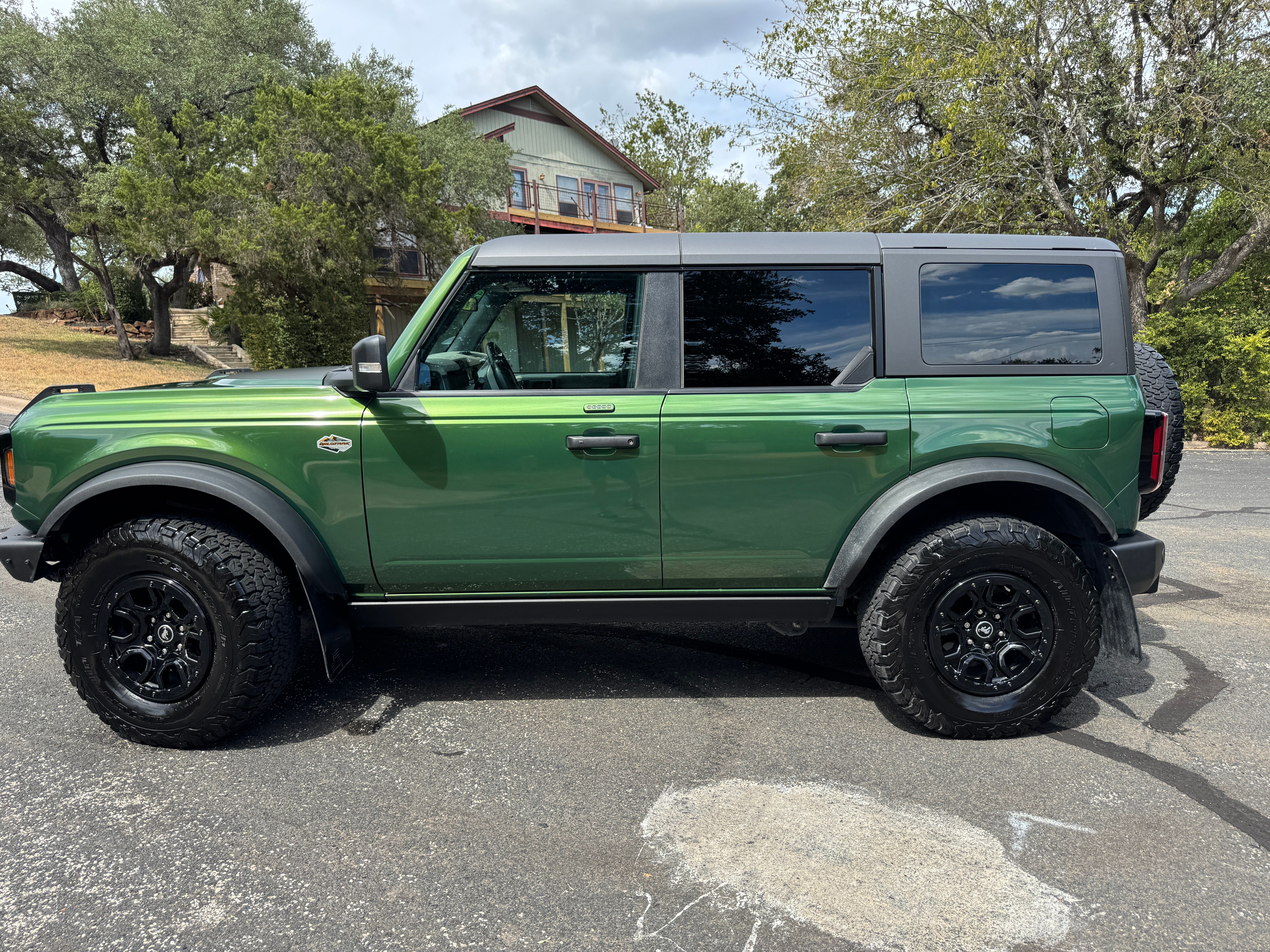 Used 2023 Ford Bronco Wildtrak AWD/4WD image 4