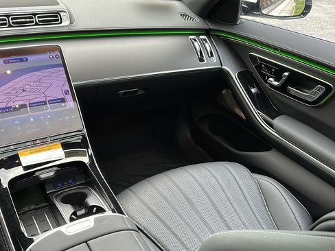 Used 2023 Mercedes-Benz S 500 4MATIC image 15