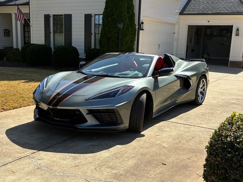 Used 2024 Chevrolet Corvette Stingray Preferred Conv w/ Z51 Performance Package image 2