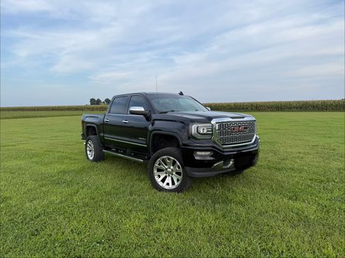 Used 2017 GMC Sierra 1500 Denali AWD/4WD image 1