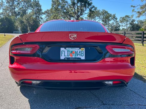 Used 2013 SRT Viper GTS w/ GTS Laguna Interior Pkg image 5