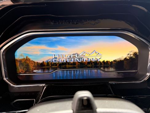 Used 2024 Chevrolet Silverado 1500 High Country w/ Midnight Edition image 32