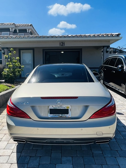 Used 2013 Mercedes-Benz SL 550 image 11
