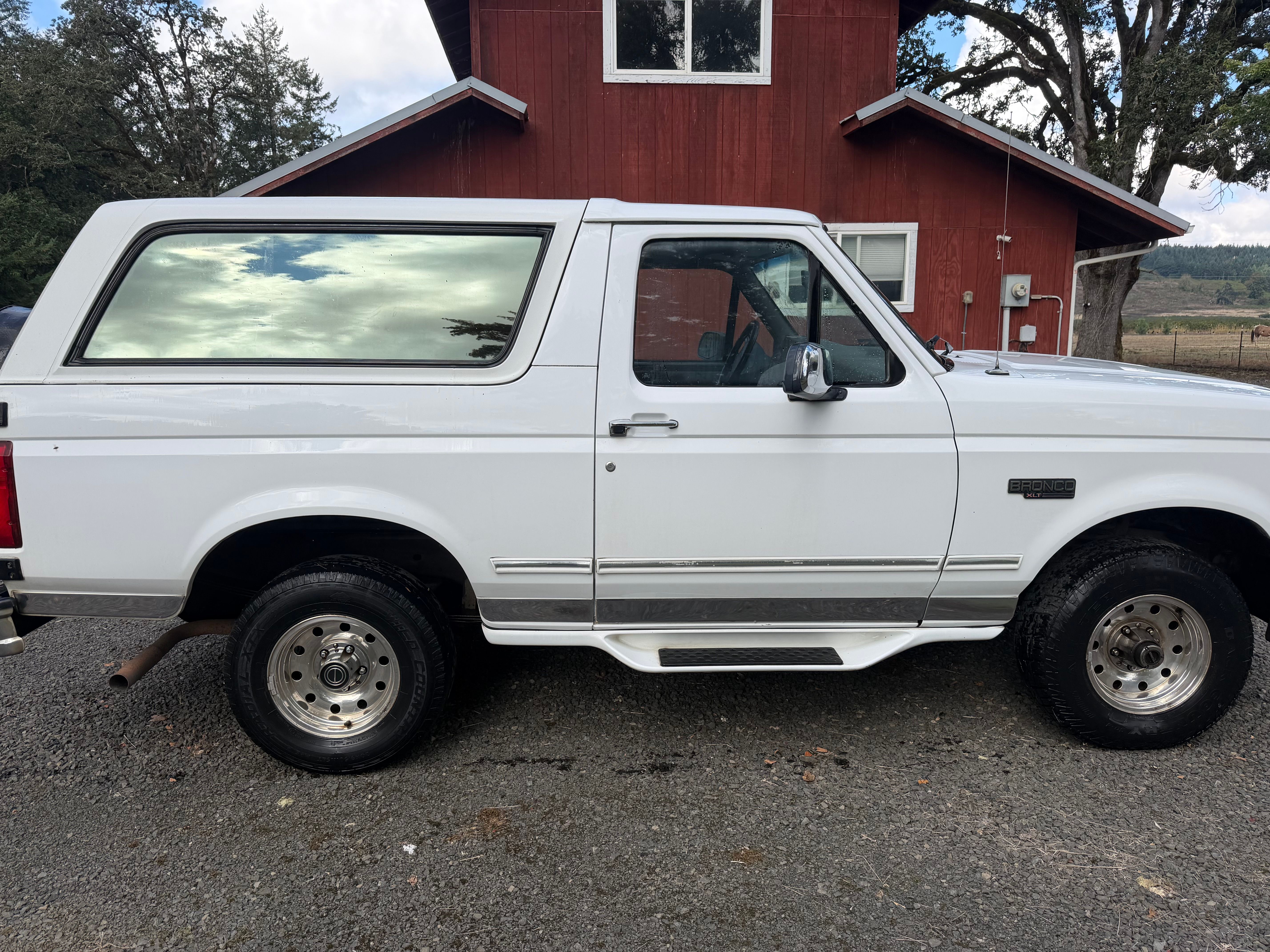 Used 1996 Ford Bronco AWD/4WD image 6
