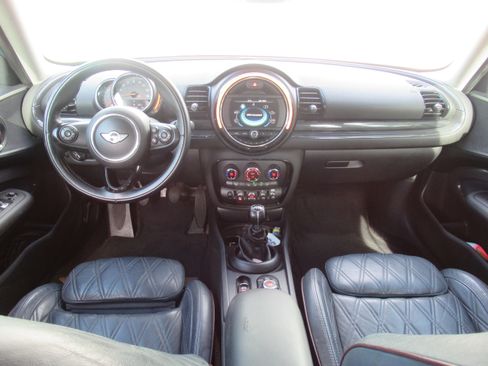 Used 2018 MINI Cooper Clubman S FWD image 15