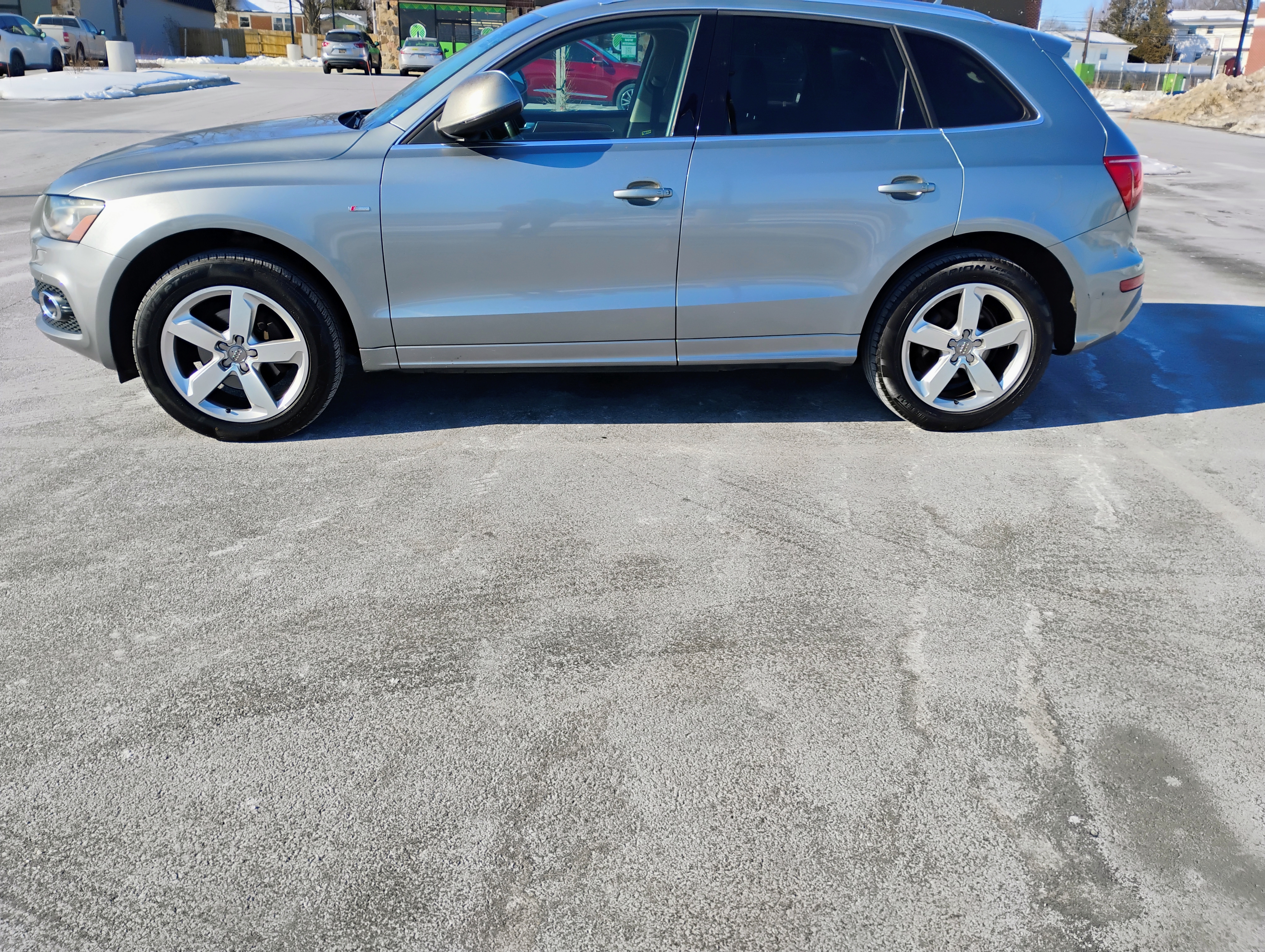 Used 2011 Audi Q5 3.2 Premium Plus AWD/4WD image 2
