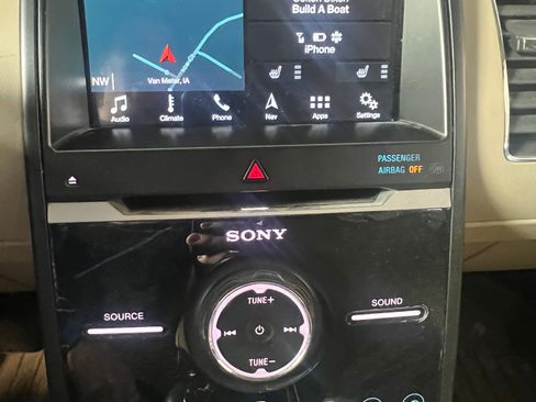 Used 2016 Ford Flex Limited AWD/4WD image 8