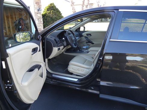 Used 2017 Acura RDX AWD image 5