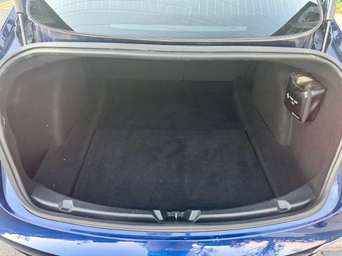 Used 2018 Tesla Model 3 Long Range image 15