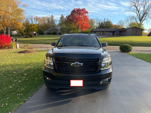 Used 2018 Chevrolet Tahoe Premier image 2