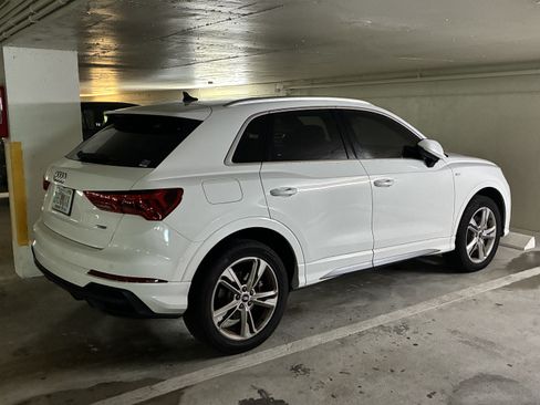 Used 2021 Audi Q3 2.0T Premium w/ Convenience Package image 8
