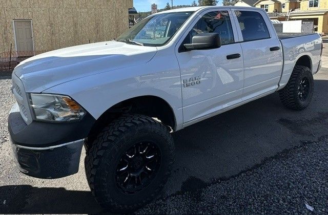 Used 2013 RAM 1500 ST w/ SXT Appearance Group AWD/4WD image 4