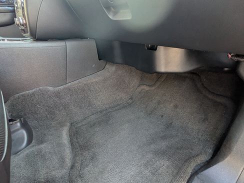 Used 2013 GMC Yukon Denali image 22