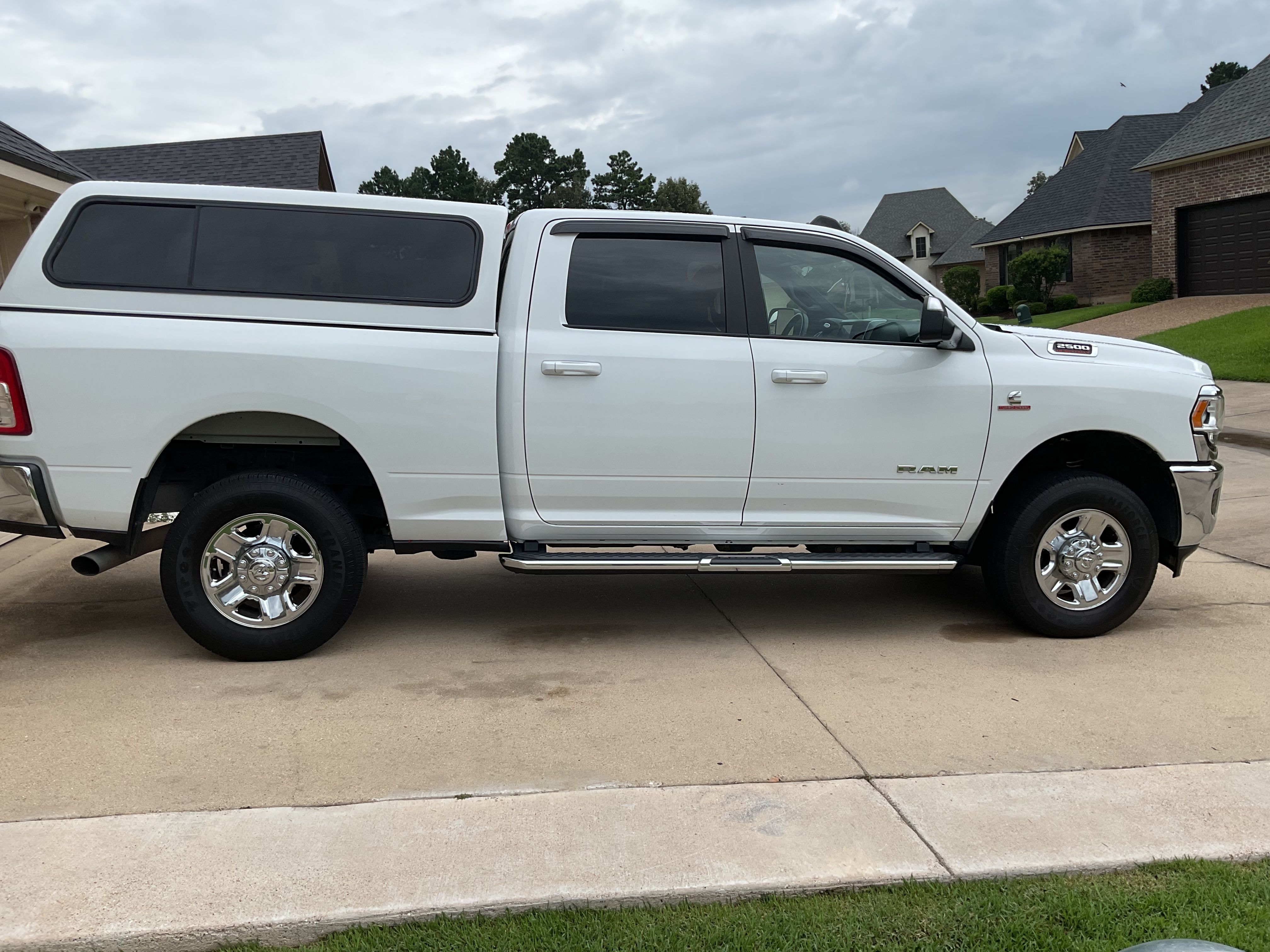 Used 2022 RAM 2500 Big Horn AWD/4WD image 5