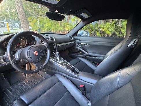 Used 2015 Porsche Cayman image 6